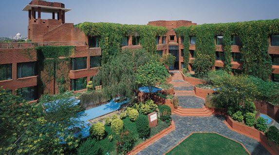 Itc Mughal A Luxury Collection Resort And Spa Agra Agra Lowest Rates For Hotels In Agra