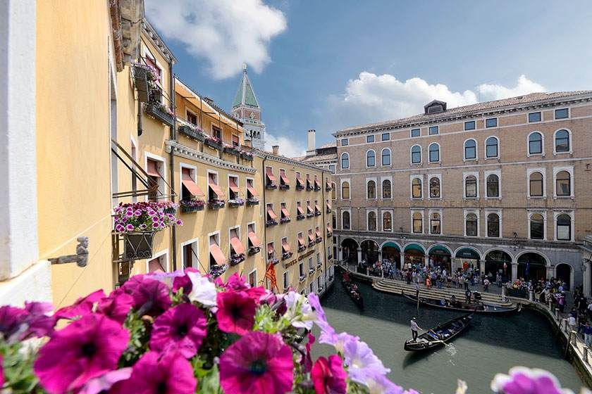 Northern Italy Explorer - Milan, Cinque Terre, Bologna and Venice