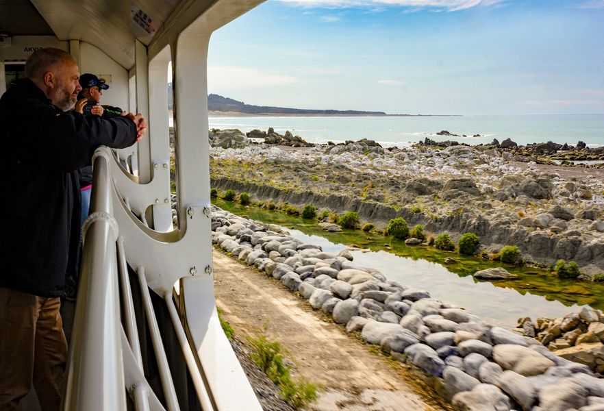 Signature Cities and Seas Guided Tour