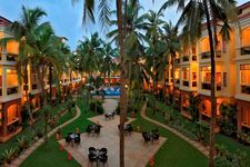 Enjoy in Country Inn & Suites By Carlson, Goa Candolim and Dona sylvia