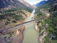 Western Canada & Rocky Mountaineer Package